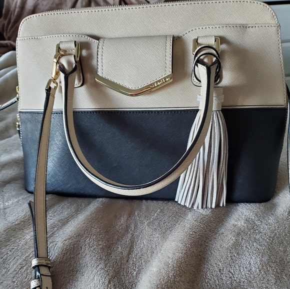 CALVIN KLEIN LEATHER Shoulder bag - Picture 2 of 5